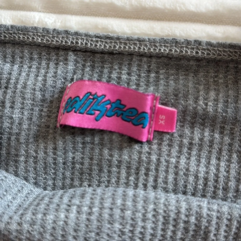 Edikted Set of 2 Spaghetti Strap Cropped Ribbed Tank Tops Floral Stripe Lace XS - Picture 12 of 14